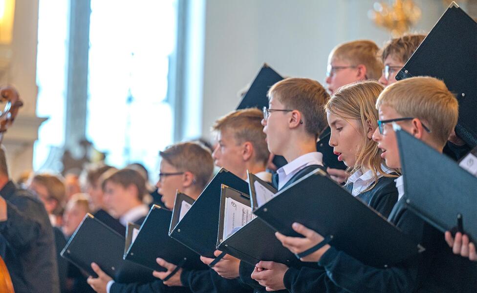 toelzer-knabenchor1-jan-roeder