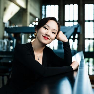liya-wang-by-soeren-l-schirmer-2026-no-2-colour-jpeg